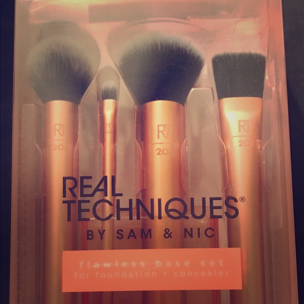 Foundation and Concealer Brush Set